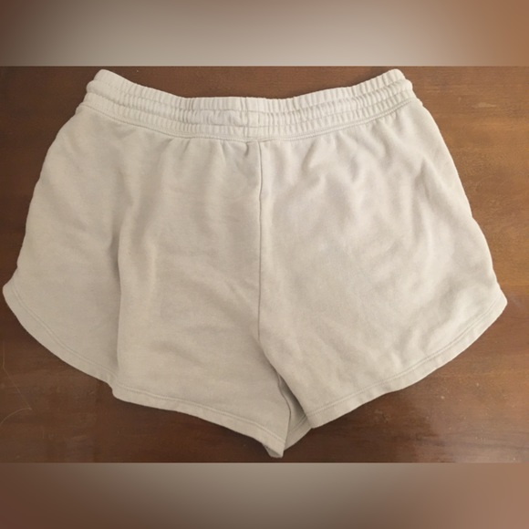 H&M Divided Shorts high waisted - Picture 2 of 5